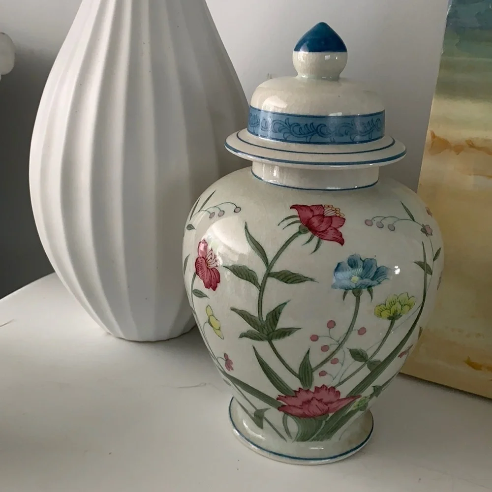 Ginger Jar Andrea by Sadek hand painted‎ floral